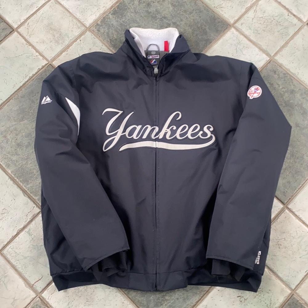 Majestic Men's Extra Large New York Yankees Jacket Therma Base Navy Blue